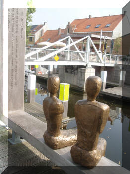 Art and bridge in Wulpen, Belgium