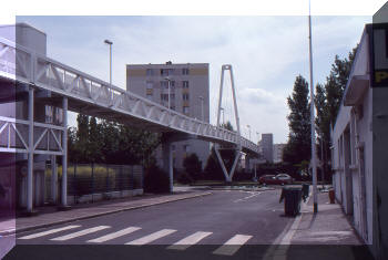 Pedestrian bridge in Gonfreville, France