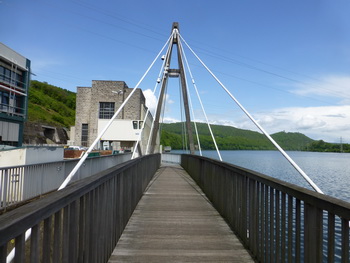 image: footbridge, Fussgängerbrücke